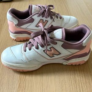 New Balance Women’s 550 : Pink and Purple
